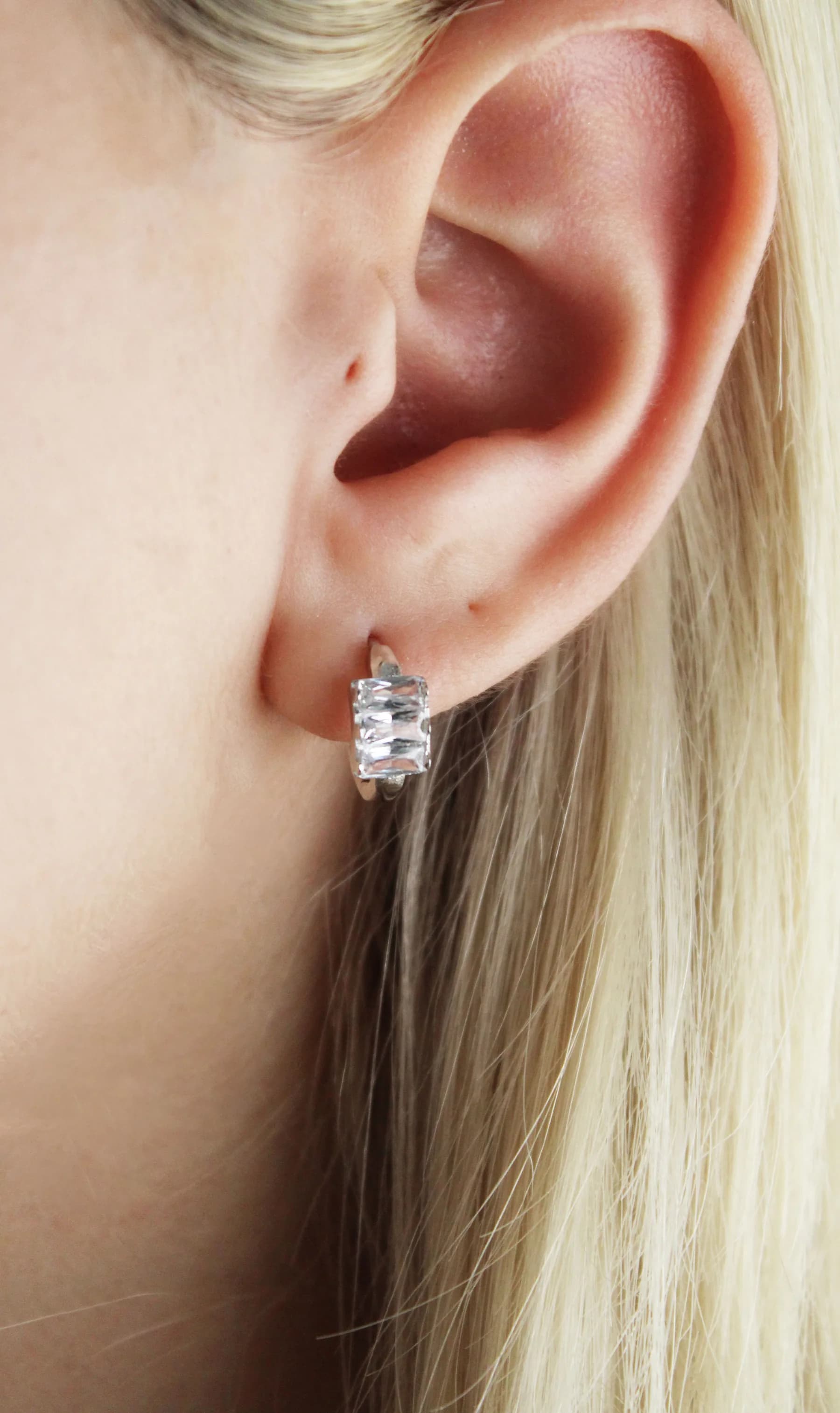 Single Baguette Mini Earrings