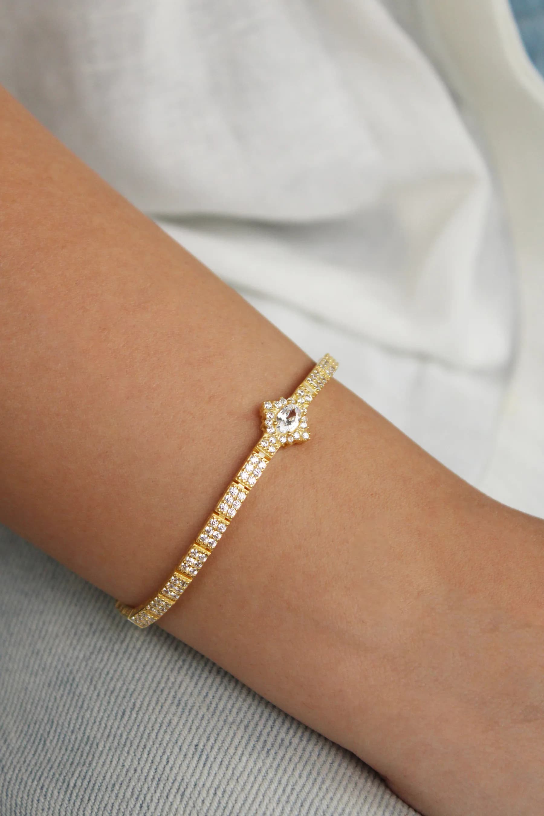 Minimal Bead Bracelet